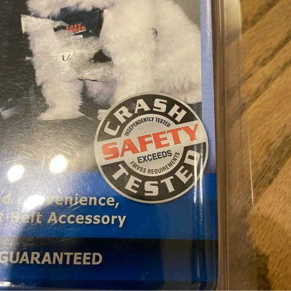 Easy Rider Car Harness for Dogs - Picture 2 of 10